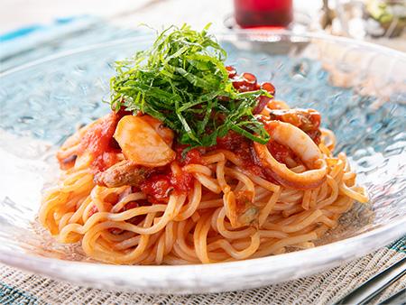 魚介の冷製トマトソーススパゲッティ（あさりの旨み広がるトマトソース