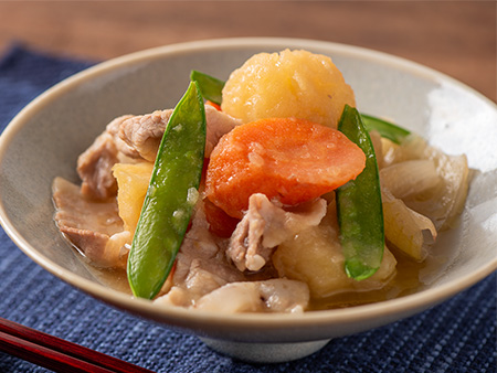 肉じゃが 鰹の旨み広がる肉じゃが（鰹めんつゆ） | 久世福商店・サンクゼール