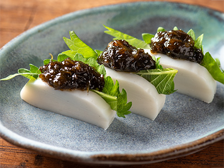 梅海苔のかまぼこサンド（梅海苔佃煮） | 久世福商店・サンクゼール
