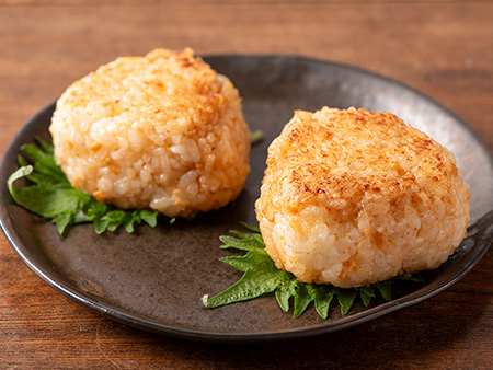 こんがりしゃけバタ焼きおにぎり（大人のしゃけしゃけめんたい