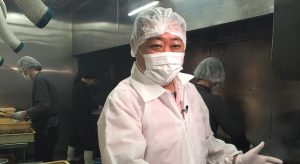 全国の誇り高き作り手をご紹介。鶏の炭火焼きをつくる「平和食品工業」