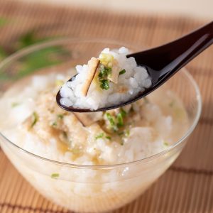 夏の新提案。ごはんと水だけで完成「冷やしだし茶漬け」開発秘話を聞きました。