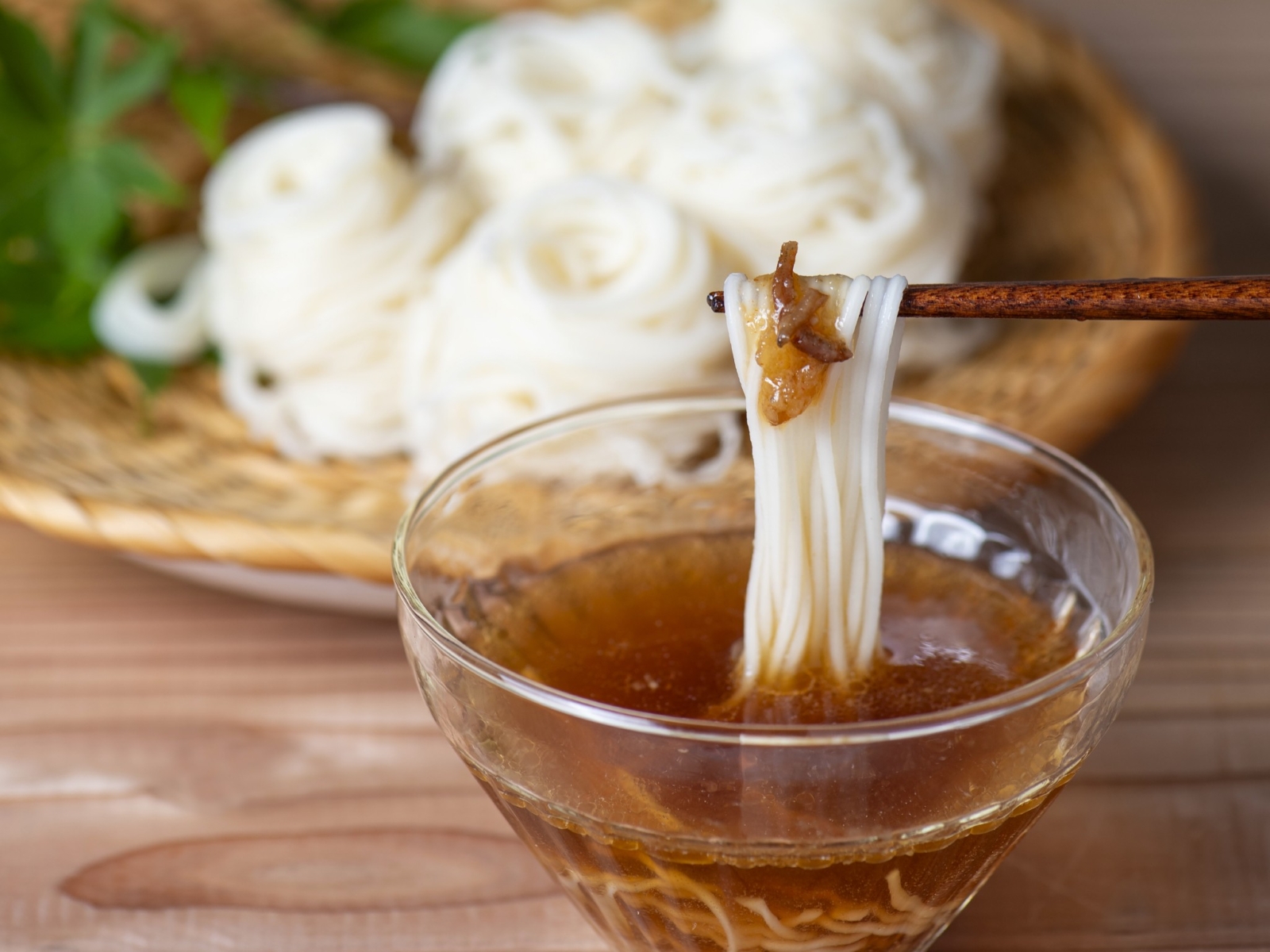 味変で楽しむ!洋風ピリ辛そうめん