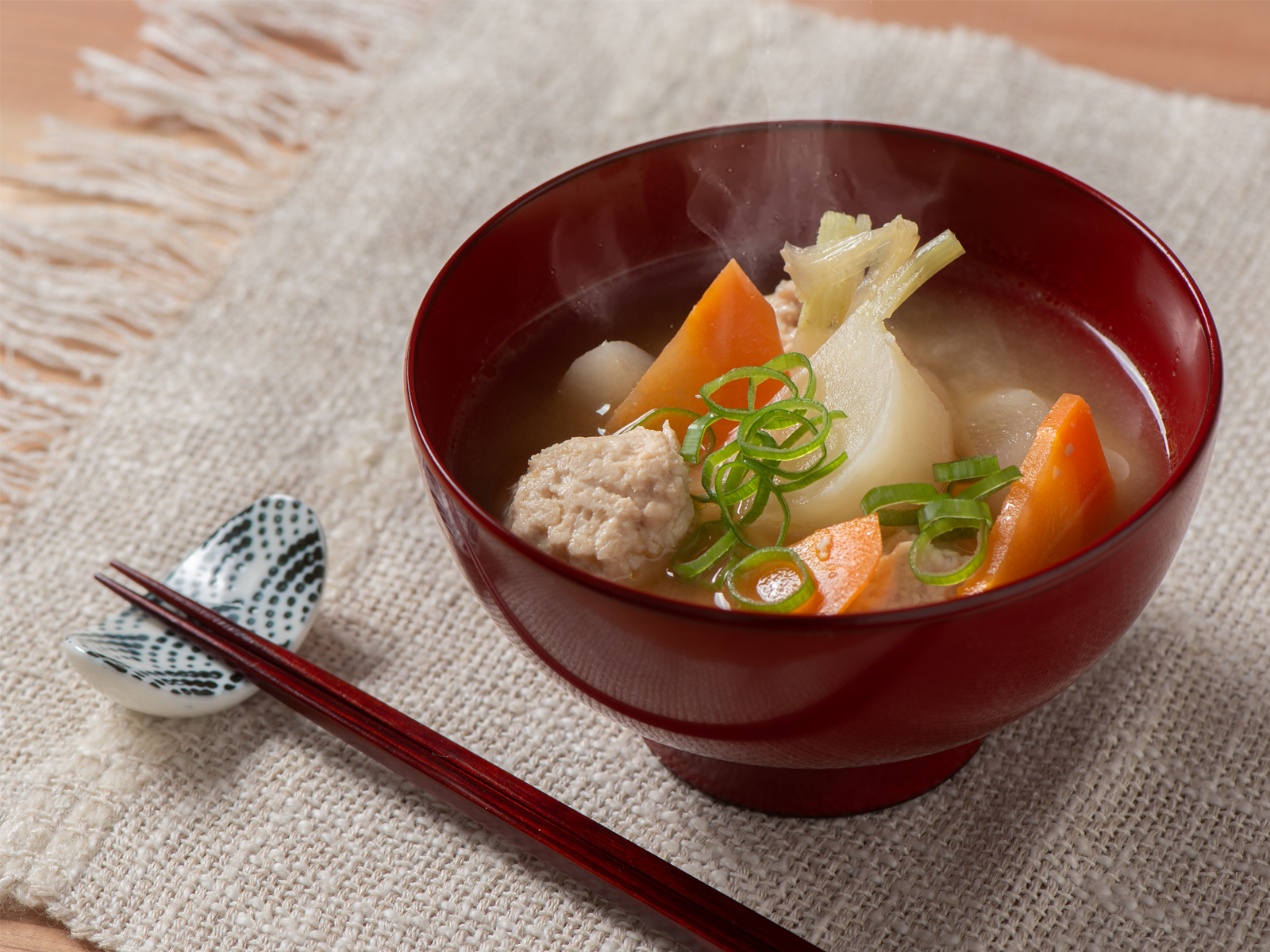 かぶと鶏肉団子のお味噌汁