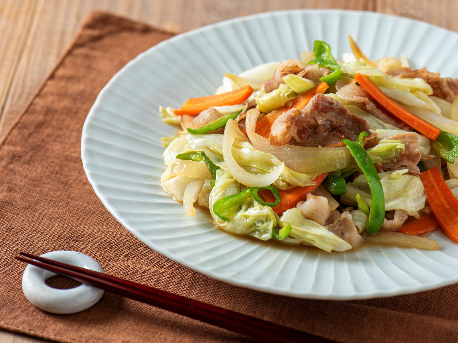 鶏節だしの豚バラ野菜炒め